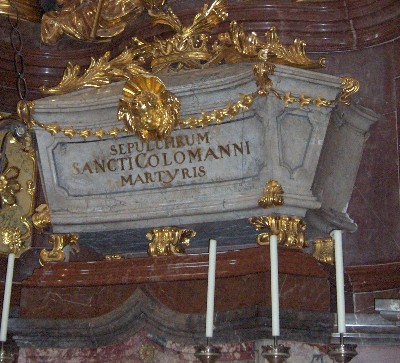 Kolomans relikvieskrin i klosterkirken i Melk